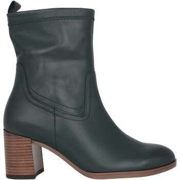 Čižmičky Gabor  52.951.63