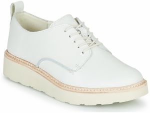 Derbie Clarks  TRACE WALK