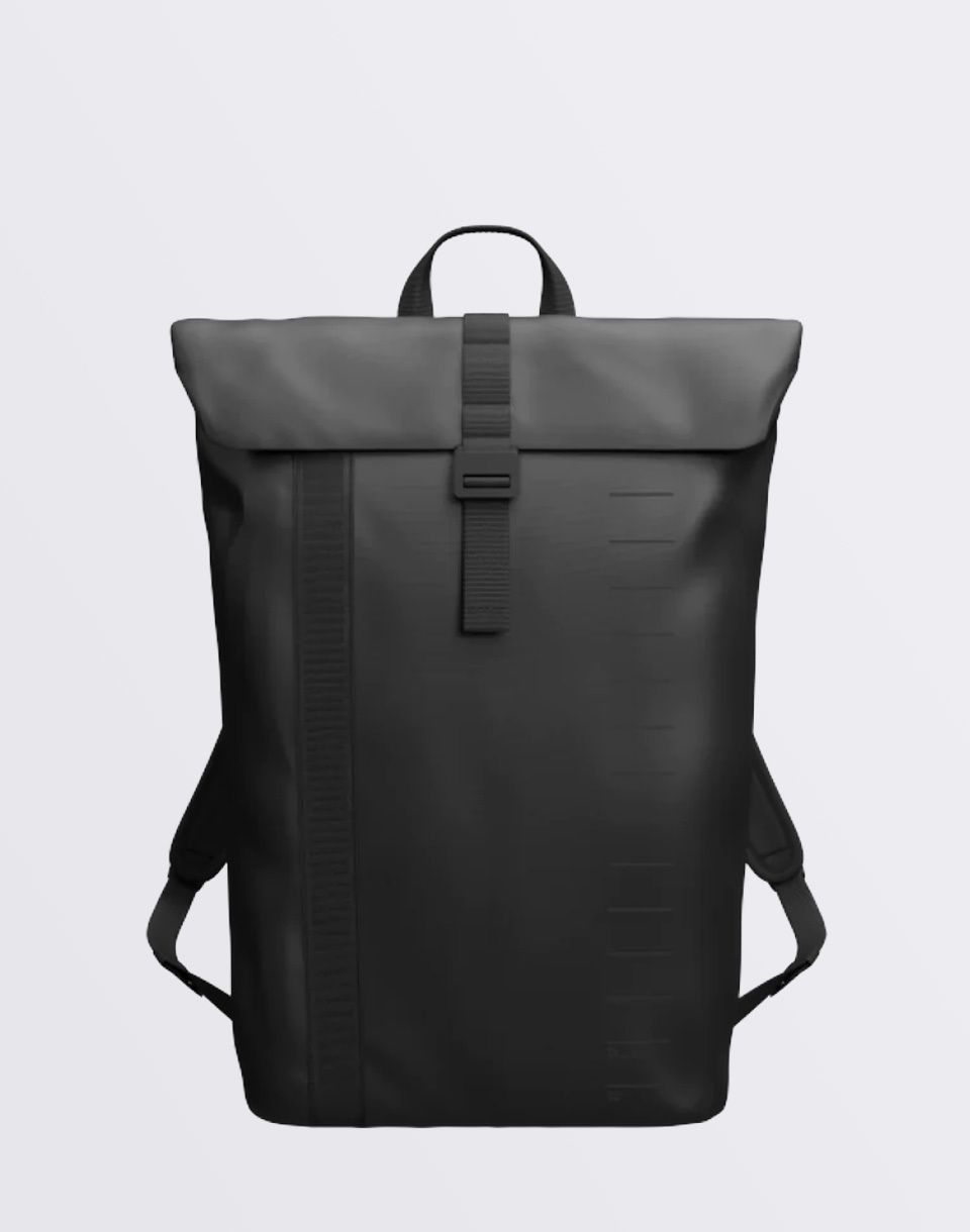 Db Essential Backpack 12L Black Out