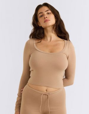 Organic Basics Everyday Scoop Neck Long Sleeve Tee Hazelnut