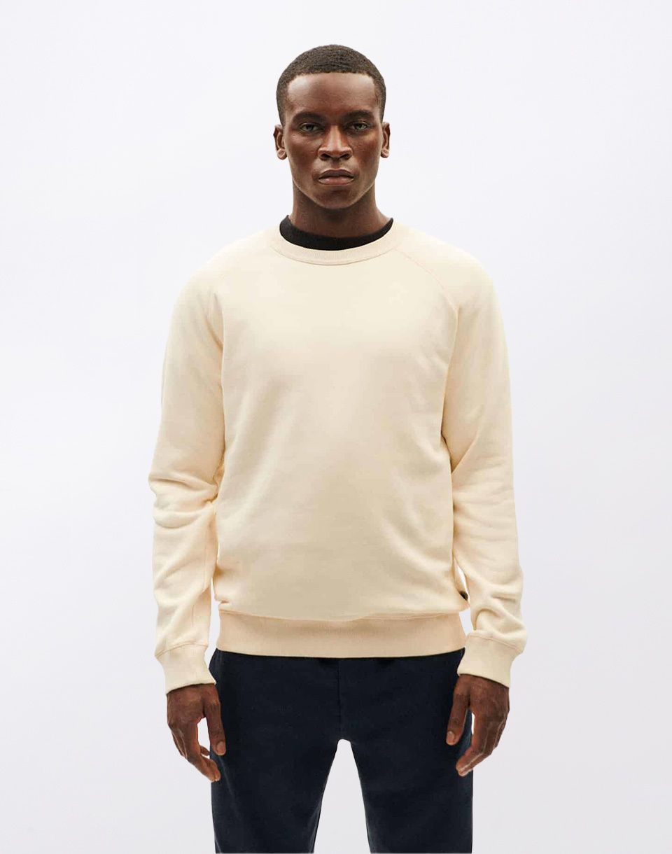 Thinking MU Winter White Heart Sweatshirt WHITE