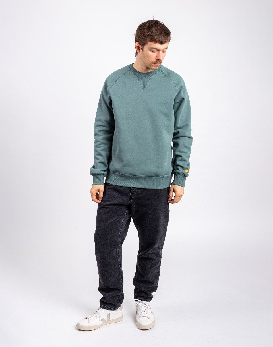 Carhartt WIP Chase Sweat Silver Pine/Gold