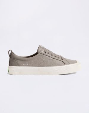 Cariuma OCA Low Grey