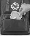Fjällräven Kanken Card Wallet 326 Ox Red galéria