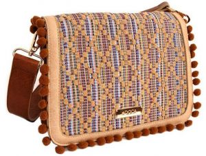 Hnedá kabelka s aplikáciou – Camel Cross Body