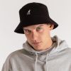 Čierny klobúk Bermuda Bucket galéria