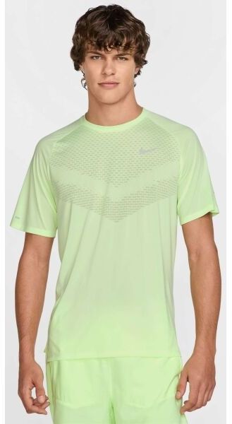 Nike STRIDE Pánske bežecké tričko, reflexný neón, veľkosť