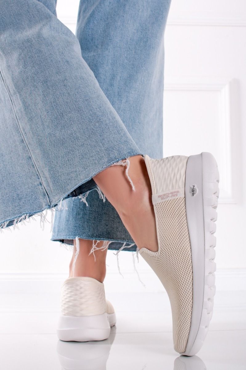 Svetlobéžové slip-on tenisky Go Walk Joy - Vela