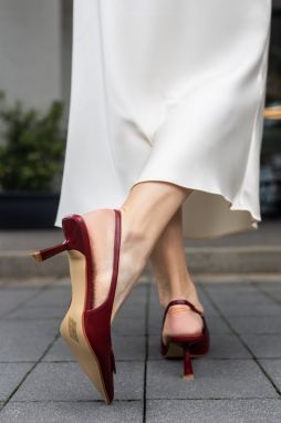 Bordové lakované slingback lodičky Anny