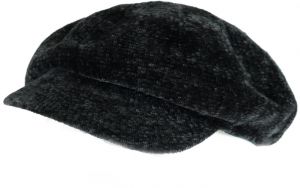 Čierna čiapka Antonia