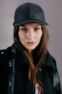 Dámska čierna šiltovka LGK110