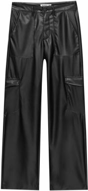 Pull&Bear Kapsáče  čierna