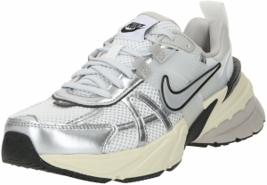 Nike Sportswear Nízke tenisky 'V2K'  čierna / strieborná / biela