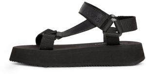 Calvin Klein Jeans Sandále  čierna