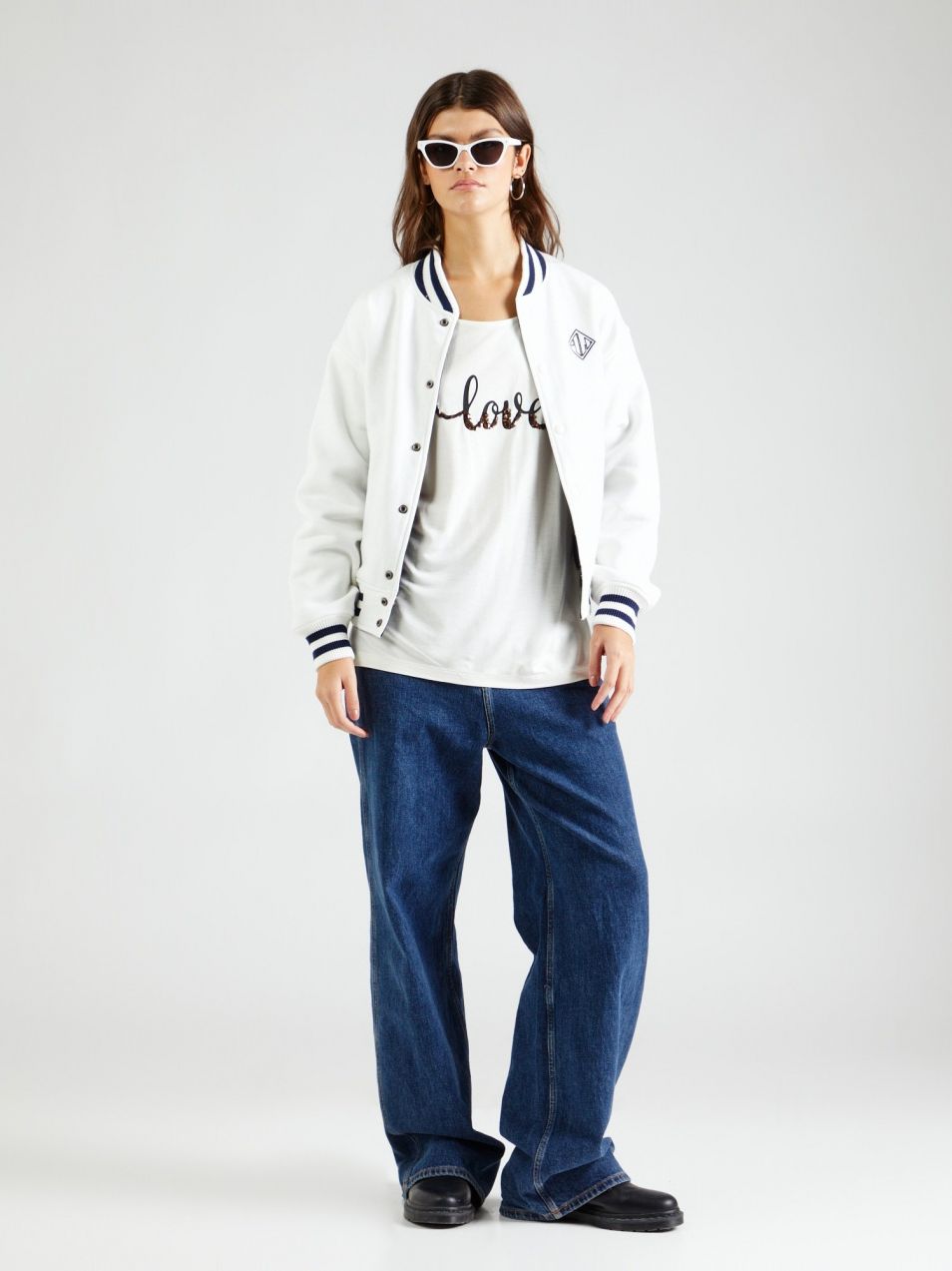 ABOUT YOU Tričko 'Madita'  biela