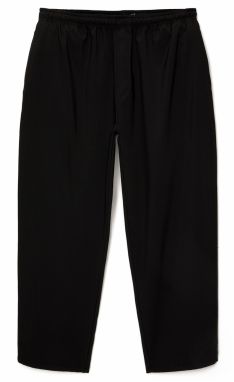 Pull&Bear Nohavice  čierna