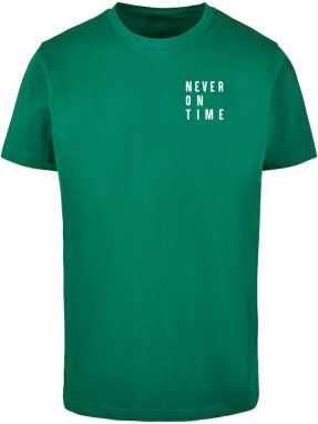 Merchcode Tričko 'Never On Time'  trávovo zelená / biela