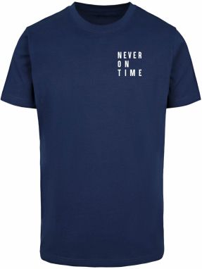 Merchcode Tričko 'Never On Time'  námornícka modrá / biela
