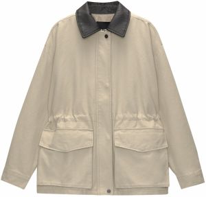 Pull&Bear Prechodná bunda  piesková / čierna