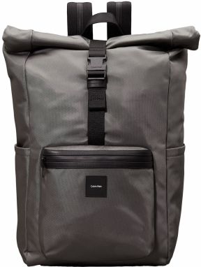 Calvin Klein Batoh 'Essential'  čierna