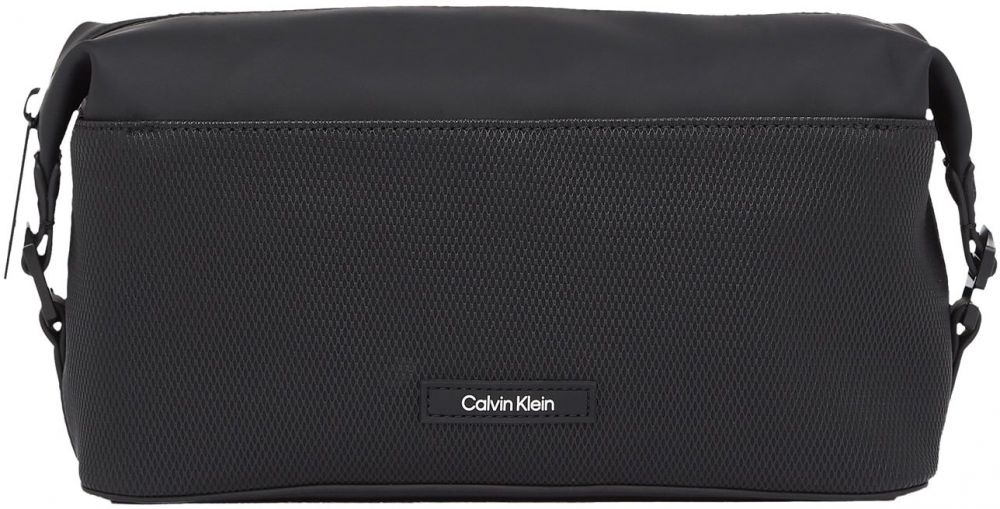 Calvin Klein Toaletná taška 'ESSENTIAL'  čierna