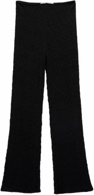 Pull&Bear Nohavice  čierna