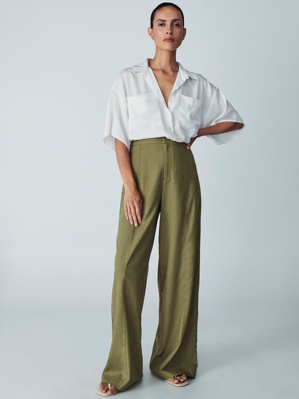 Willa Nohavice 'Dayton'  kaki