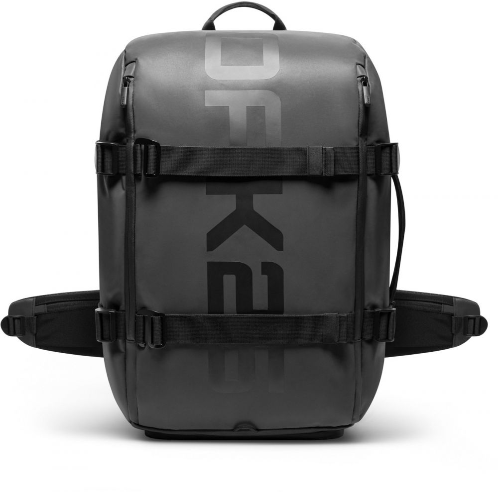 OAK25 Batoh 'Luminite Traveller'  čierna