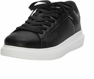 Pull&Bear Nízke tenisky  čierna