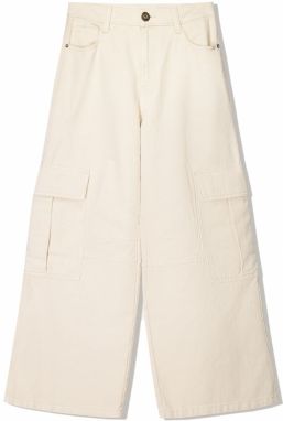 Bershka Kapsáče  nebielená