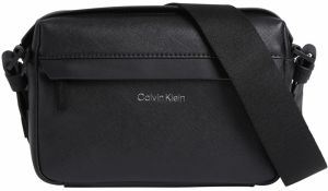Calvin Klein Taška cez rameno 'MUST'  čierna