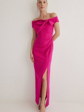 Trendyol Večerné šaty  fuksia