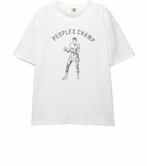 Pull&Bear Tričko 'ALI PEOPLE´S CHAMP'  čierna / biela