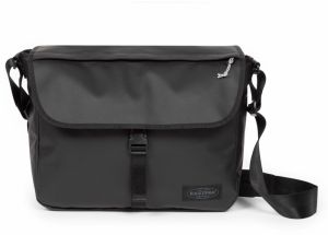 EASTPAK Messenger 'Delegate +'  čierna