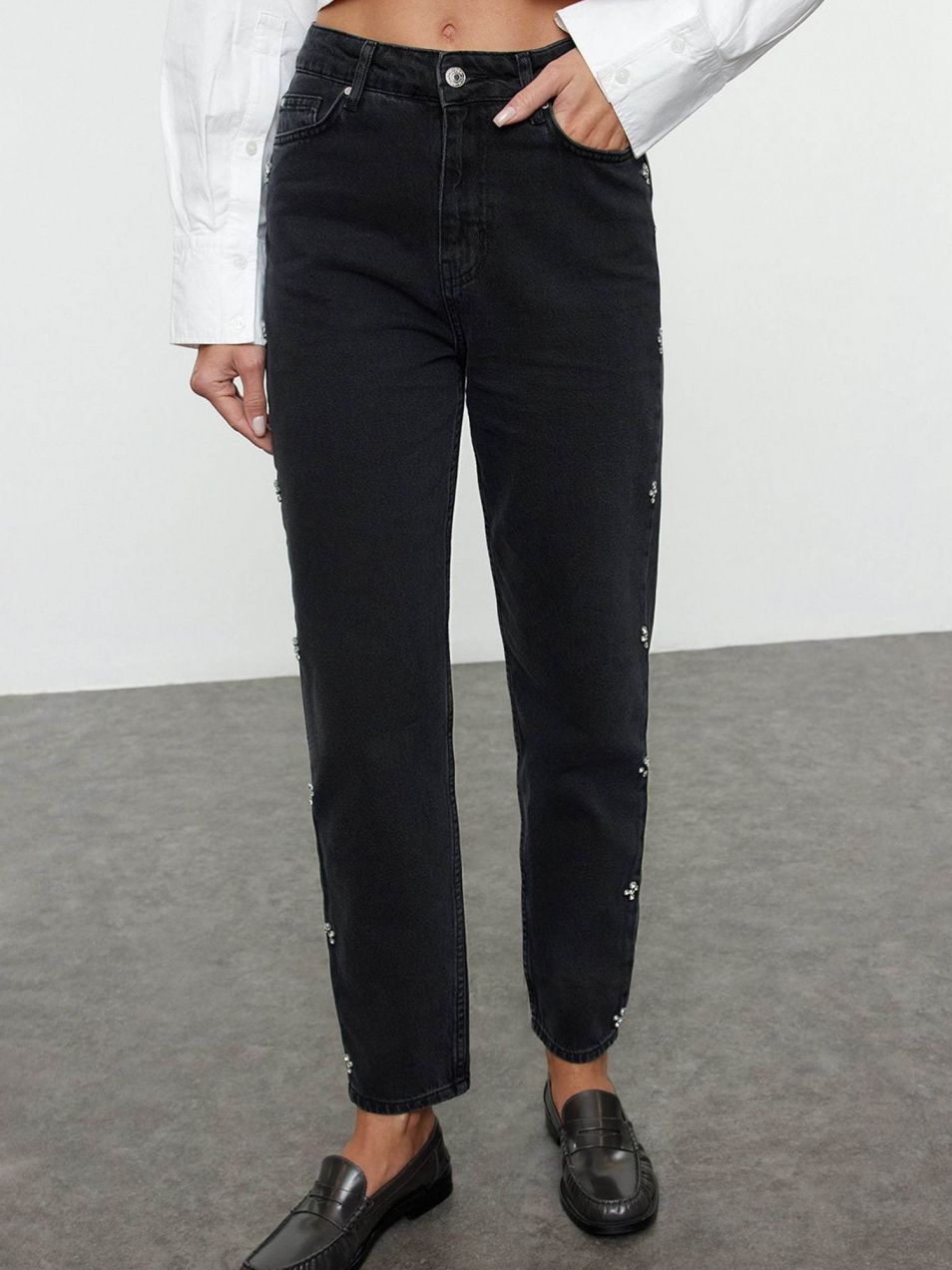 Trendyol Džínsy  čierny denim