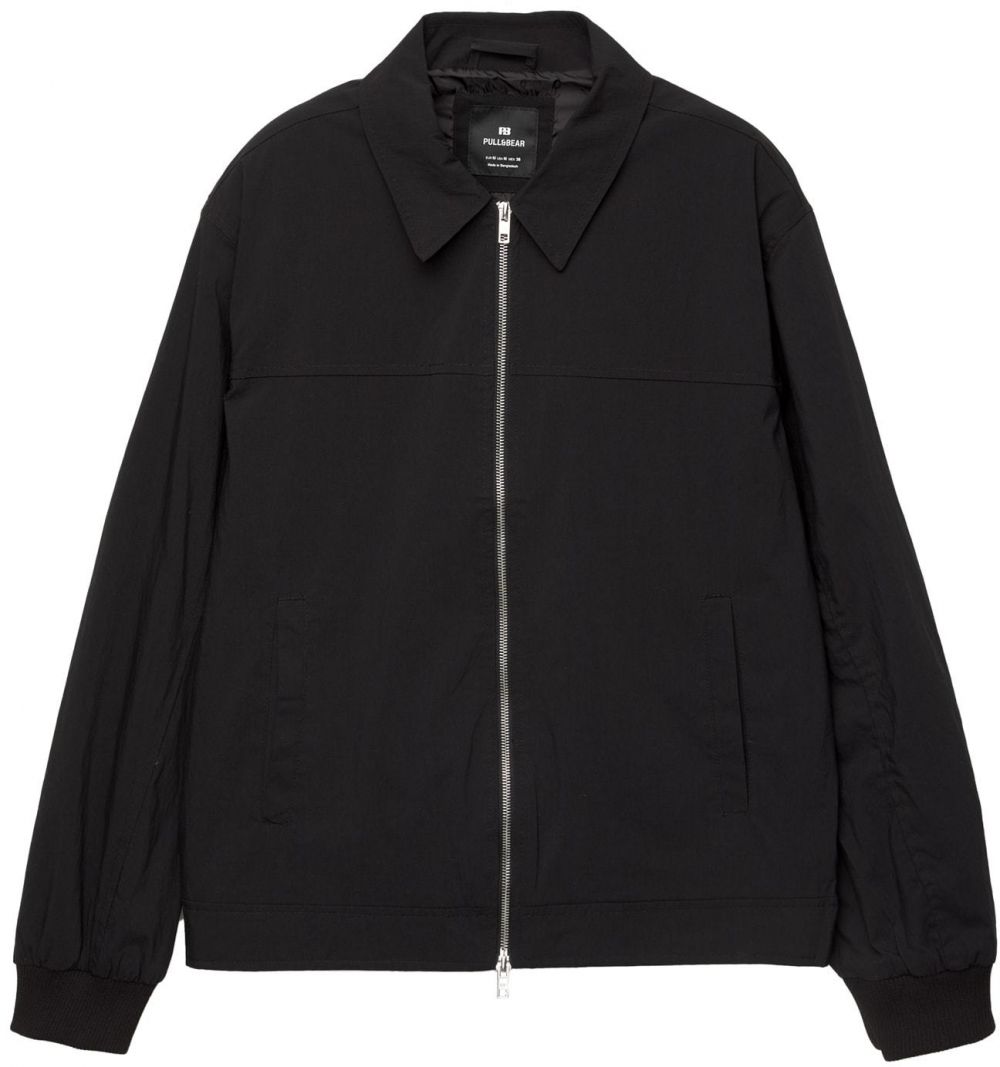 Pull&Bear Prechodná bunda  čierna