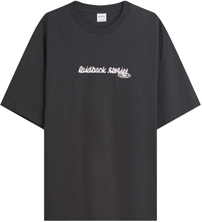 Bershka Tričko 'LAIDBACK STORIES'  antracitová / biela
