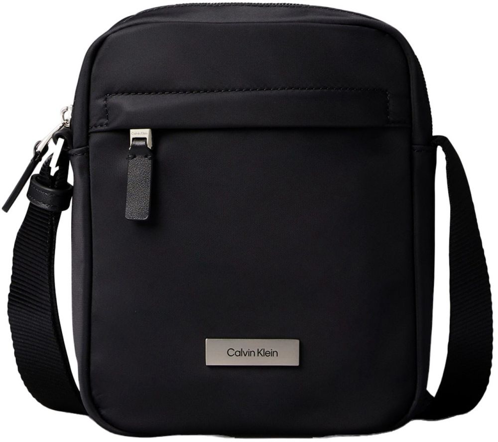 Calvin Klein Taška cez rameno  čierna