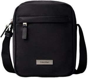 Calvin Klein Taška cez rameno  čierna