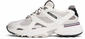 TOMMY HILFIGER Nízke tenisky 'RUNNER TECH'  svetlosivá / biela