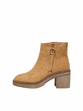 ONLY Členkové čižmy 'BABETTE'  farba ťavej srsti