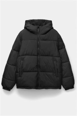 Pull&Bear Zimná bunda  čierna