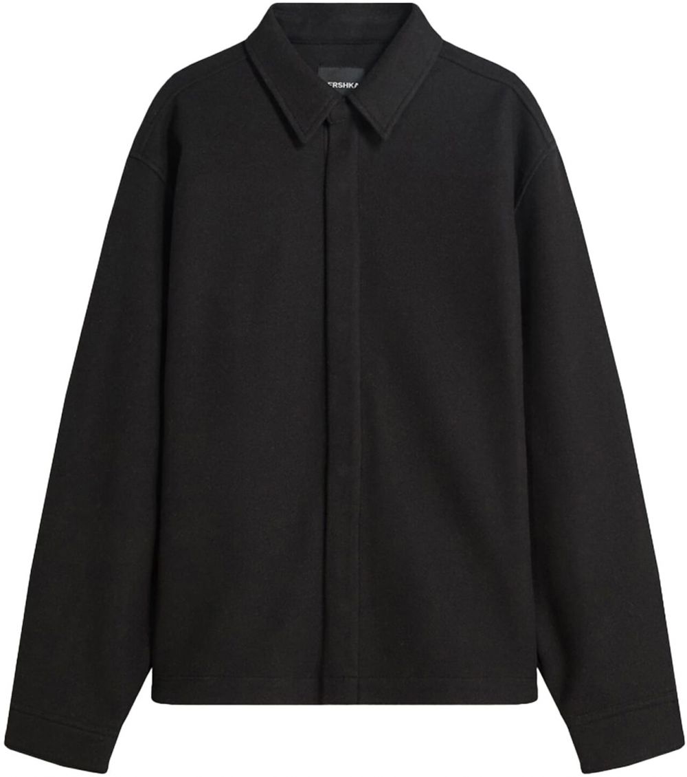 Bershka Prechodná bunda  čierna