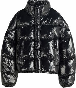Bershka Zimná bunda  čierna