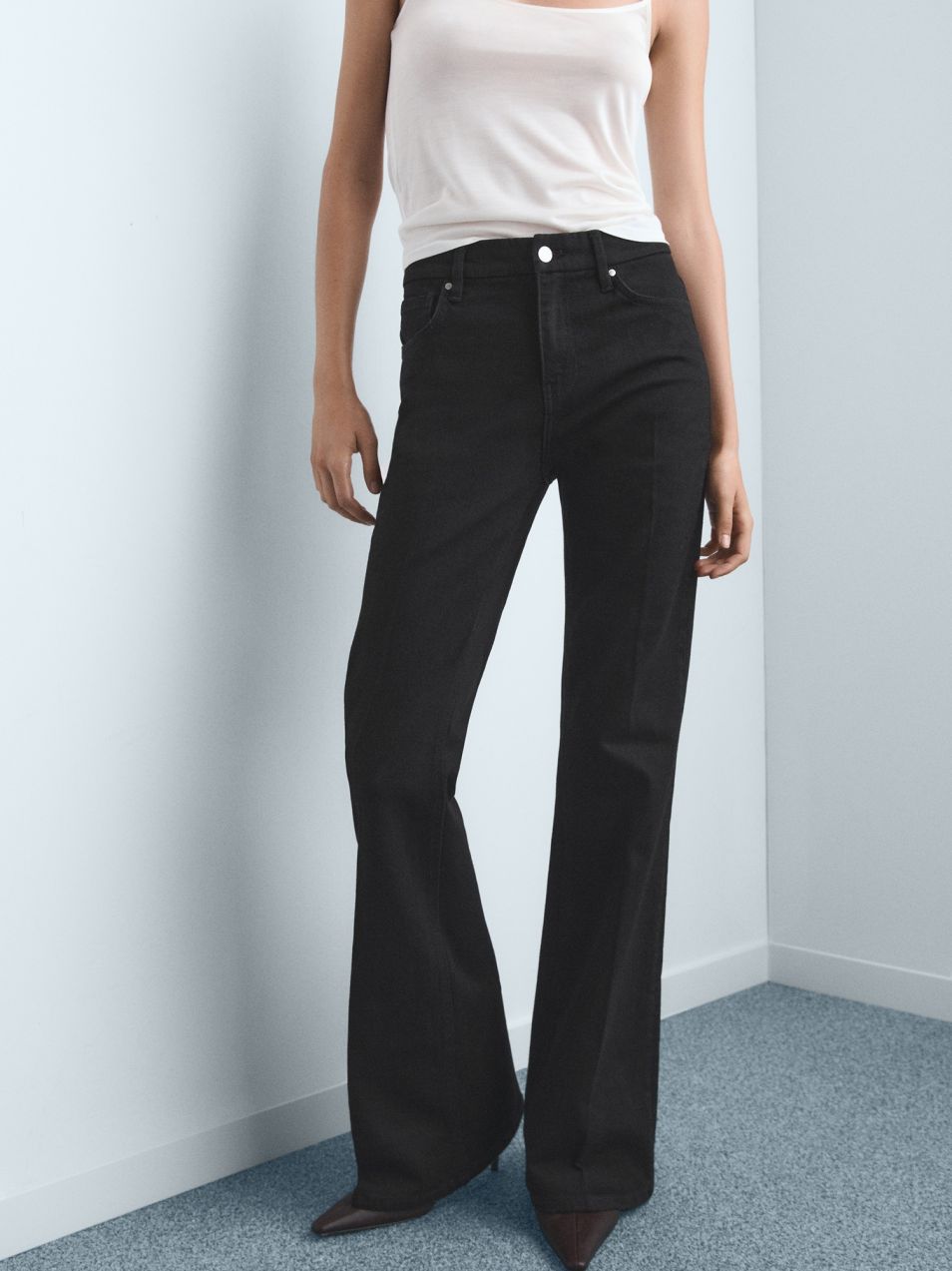 MANGO Džínsy 'VIOLETA'  čierny denim