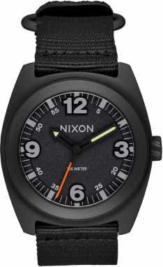 Nixon Analógové hodinky 'Clutch 42'  striebornosivá / čierna