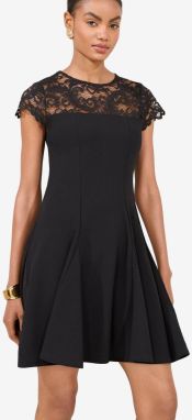 Lipsy Šaty  čierna