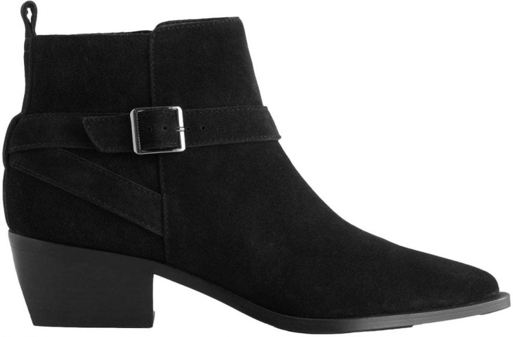 Next Členkové čižmy  čierna