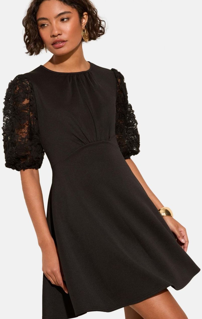 Friends Like These Šaty  čierna