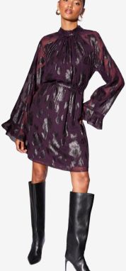 Lipsy Šaty  fialová / baklažánová